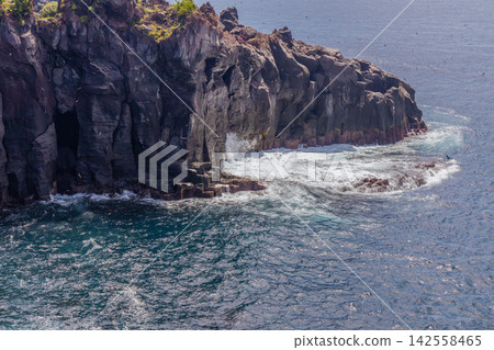 從城崎海岸(角掛)欣賞到的壯麗景色 從城崎海岸(角掛)欣賞到的壯麗景色 142558465