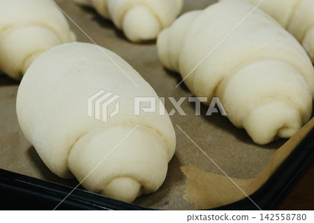 Baked before baking Baked before baking 142558780