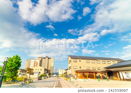 Noto Wakura Onsen 2026: Recovery from the Noto Peninsula Earthquake 142559097