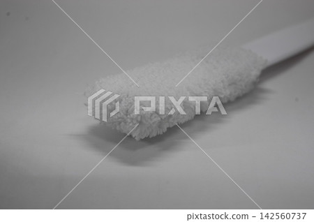 It targets even the dirt deep within the invisible filter, delivering breathtakingly clean air throughout the room. It targets even the dirt deep within the invisible filter, delivering breathtakingly clean air throughout the room. 142560737