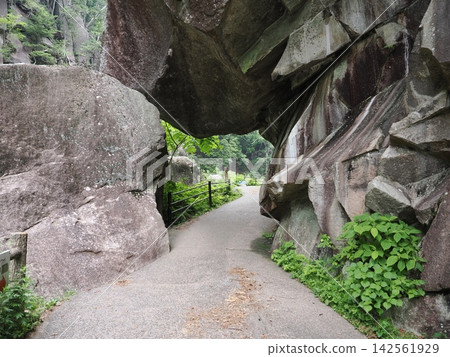 Shosenkyo Gorge, Kofu City, Yamanashi Prefecture Shosenkyo Gorge, Kofu City, Yamanashi Prefecture 142561929