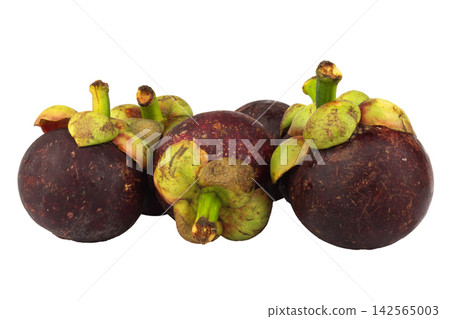 mangosteen isolated on white background mangosteen isolated on white background 142565003