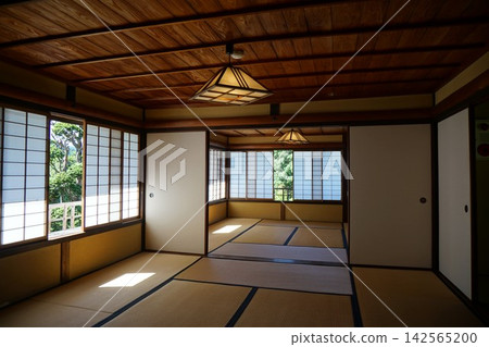 三浦家的別墅,勝山藩主的宅邸,「三浦宅邸(椎木宮)」:內景 三浦家的別墅,勝山藩主的宅邸,「三浦宅邸(椎木宮)」:內景 142565200