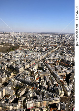 Panoramic views of Paris from the Montparnasse Tower observation deck with city skyline, urban architecture and landmarks 142567012