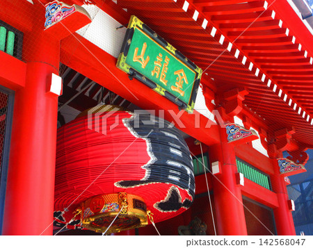 Scenery of the Asakusa area in Taito Ward, Tokyo (historical buildings) Scenery of the Asakusa area in Taito Ward, Tokyo (historical buildings) 142568047