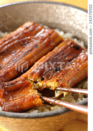 鰻魚飯(鰻魚蓋飯) 鰻魚飯(鰻魚蓋飯) 142570502