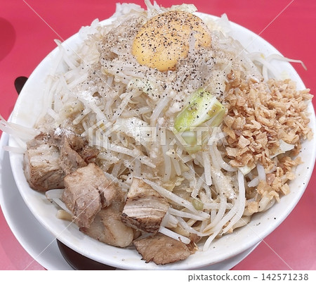 令人上癮的次郎風味拉麵 142571238