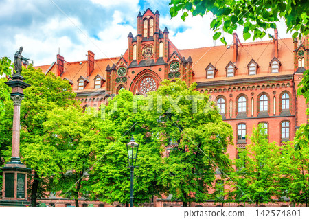 Red brick historic building Metropolitalne Wyzsze Seminarium Duchowne in Wroclaw, Poland Red brick historic building Metropolitalne Wyzsze Seminarium Duchowne in Wroclaw, Poland 142574801