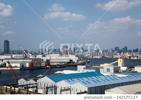 藍天和港口 藍天和港口 142575137