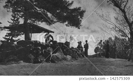Old photograph, 1918-1933, Higashiyama Park, Kinosaki Onsen, Toyooka City, Hyogo Prefecture. Old photograph, 1918-1933, Higashiyama Park, Kinosaki Onsen, Toyooka City, Hyogo Prefecture. 142575309