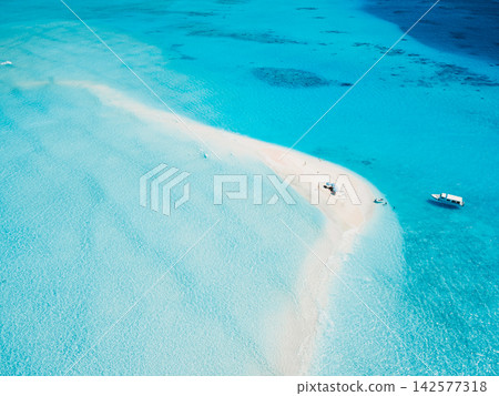 Landscape seascape aerial view over atoll sandbank island Landscape seascape aerial view over atoll sandbank island 142577318