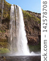 Seljalandsfoss瀑布 142578708