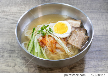 涼麵 涼麵 142580444