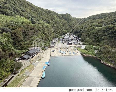 Fishing village Fishing village 142581260