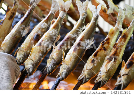 Charcoal grilling of sweetfish Charcoal grilling of sweetfish 142581591