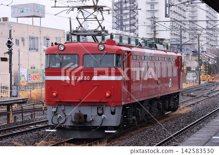 EF81-80型機車獨自行駛在常磐線上_攝於2011年2月11日 EF81-80型機車獨自行駛在常磐線上_攝於2011年2月11日 142583530
