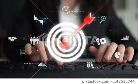 Identifying Target Customers for Effective Marketing Muxer Identifying Target Customers for Effective Marketing Muxer 142583744