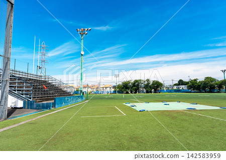 A stroll through the vast grounds of Kajima Construction's Shibasaki Ground in Kikunodai, Chofu City, Tokyo A stroll through the vast grounds of Kajima Construction's Shibasaki Ground in Kikunodai, Chofu City, Tokyo 142583959
