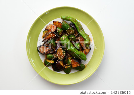茄子黃瓜味噌炒 茄子黃瓜味噌炒 142586015