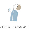 一幅線條隨意、側向繪製的插圖，描繪了一個男人漱口以預防感冒。 142589450