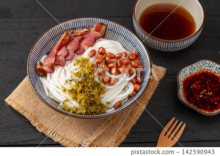 traditional Chinese Dry Rice Noodles with Cured Pork Belly, Yunnan Style Mixian Noodle Bowl traditional Chinese Dry Rice Noodles with Cured Pork Belly, Yunnan Style Mixian Noodle Bowl 142590943