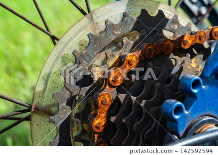 Rusted bicycle chain Rusted bicycle chain 142592594