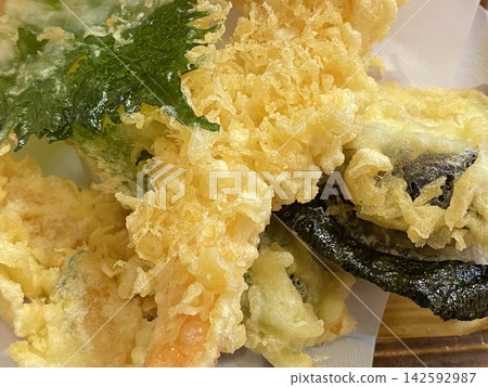 Food Food 142592987