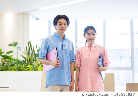 一位護理員的肖像。攝影協助:東京電子學院電波學園。 一位護理員的肖像。攝影協助:東京電子學院電波學園。 142593927