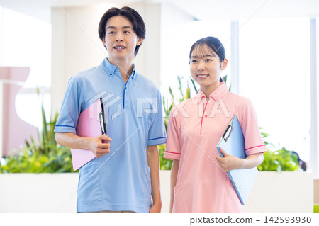 一位護理員的肖像。攝影協助:東京電子學院電波學園。 一位護理員的肖像。攝影協助:東京電子學院電波學園。 142593930