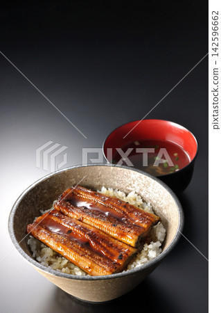 Unadon (eel rice bowl) and soup Unadon (eel rice bowl) and soup 142596662