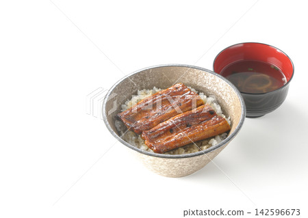 鰻魚飯和湯 142596673