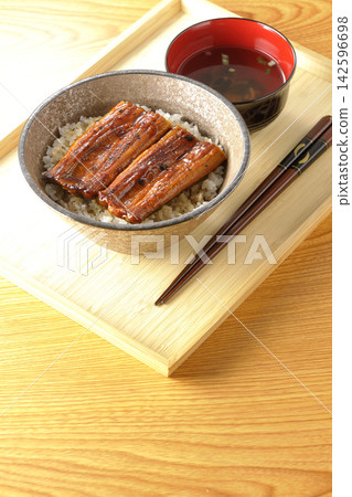 鰻魚飯和湯 鰻魚飯和湯 142596698