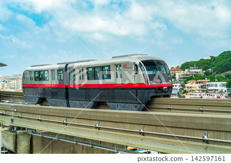 Yui Rail Yui Rail 142597161