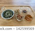 製作甜米糕的原料 142599569