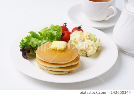 Breakfast pancake Breakfast pancake 142600344