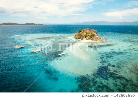 Sandbars and boats on Broggdos Island Sandbars and boats on Broggdos Island 142602650