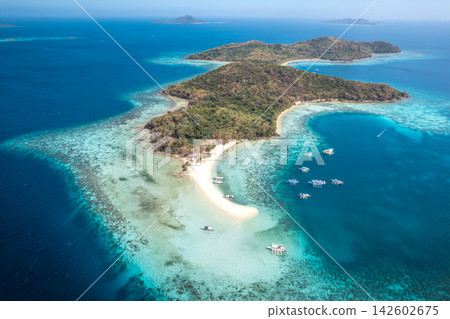 Panoramic view of Ditai Tayan Island Panoramic view of Ditai Tayan Island 142602675