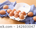 Flat-fed eggs 142603047