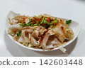 台灣菜：豬肉料理，豬肉切成薄片 142603448