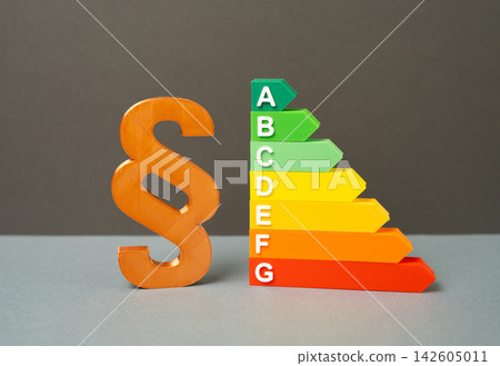 Law paragraph symbol and efficiency scale, tier list of laws and regulations. Legal hierarchy, regulatory priorities and compliance assessment. Ranking legislation by importance, effectiveness 142605011