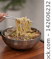 Delicious Clear Korean Seafood Noodle Soup with Fresh Clams 142606232