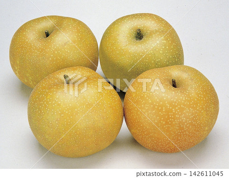 pear pear 142611045