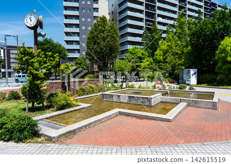東京都日野市玉平市 永旺夢樂城玉平之森西端玉平十字路口 東京都日野市玉平市 永旺夢樂城玉平之森西端玉平十字路口 142615519