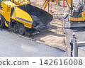 Paving work Asphalt finisher Asphalt pavement workers 142616008