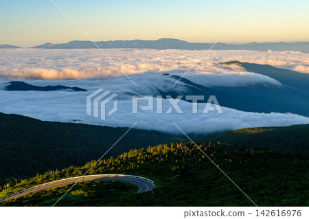 藏王高架線和福島方向的雲海 藏王高架線和福島方向的雲海 142616976