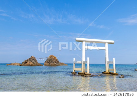 玄界準國立公園、櫻井二浦、水下鳥居和夫妻岩 玄界準國立公園、櫻井二浦、水下鳥居和夫妻岩 142617056