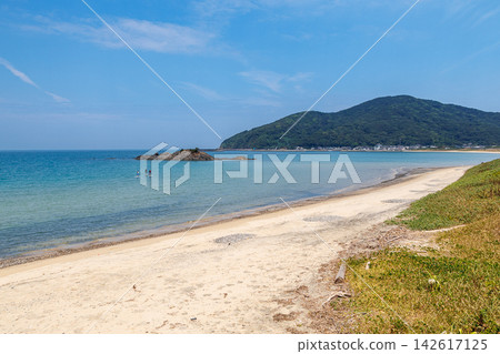 Itoshima, a resort area in Kyushu: Nogita Beach Itoshima, a resort area in Kyushu: Nogita Beach 142617125