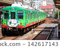 Kotoden train and Kuribayashi Station (Takamatsu City, Kagawa Prefecture) 142617143