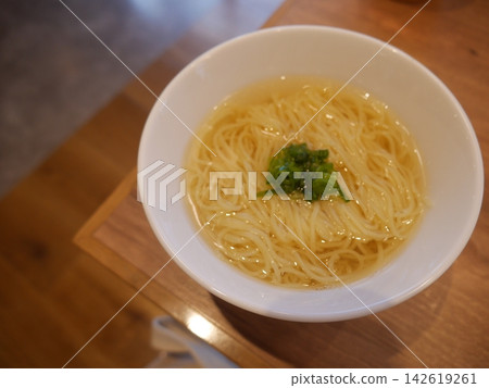 清淡拉麵 清淡拉麵 142619261