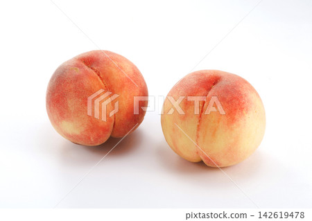 新鮮的桃子 新鮮的桃子 142619478